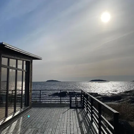 Villa Ja Sauna Saaressa *